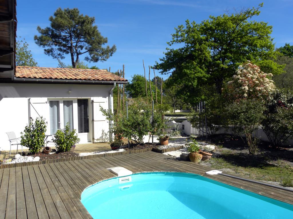 Villa Mogador Piscine Et Balneo Andernos-les-Bains Exteriör bild